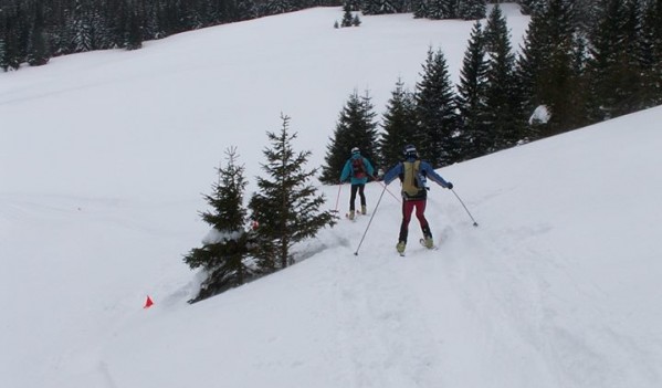 Jandarmii montani maramureșeni au ajutat la salvarea unor turiști pe pârtiile din Șuior și Cavnic Jandarmii montani maramureșeni au ajutat la salvarea unor turiști pe pârtiile din Șuior și Cavnic