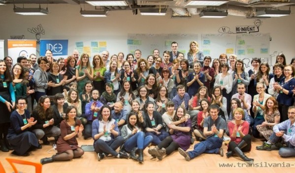 După un eveniment de succes la București, Caravana RestartEdu pornește prin țară pentru a conecta inovatorii din educație După un eveniment de succes la București, Caravana RestartEdu pornește prin țară pentru a conecta inovatorii din educație