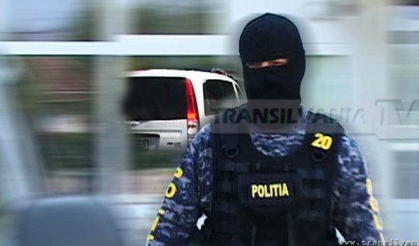 Percheziţie în Borşa, la locuinţa unui bărbat cercetat pentru contrabandă cu ţigări Percheziţie în Borşa, la locuinţa unui bărbat cercetat pentru contrabandă cu ţigări