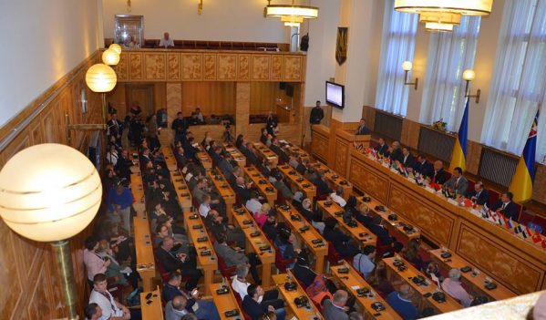 Prefectul județului Maramureș, prezent în Ucraina la Forumul internațional de investiții Prefectul județului Maramureș, prezent în Ucraina la Forumul internațional de investiții