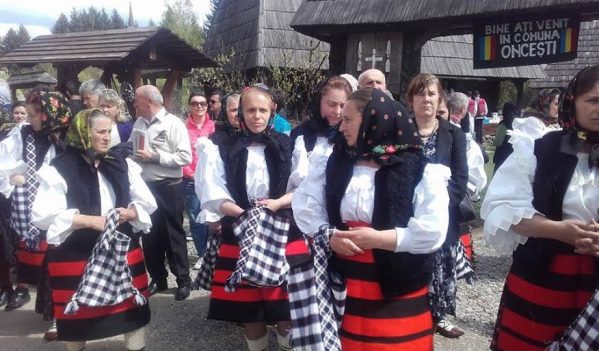Muzeul Satului Maramureșean din Sighetu Marmației a găzduit a patra ediţie a evenimentului „Paşti în Maramureş” Muzeul Satului Maramureșean din Sighetu Marmației a găzduit a patra ediţie a evenimentului „Paşti în Maramureş”