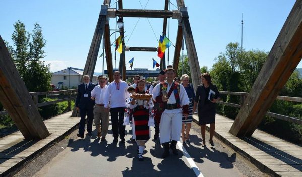Ziua Bunei Vecinătăți reunește la Apșa de Jos (Ucraina) reprezentanți din Transcarpatia, Maramureș și Satu Mare Ziua Bunei Vecinătăți reunește la Apșa de Jos (Ucraina) reprezentanți din Transcarpatia, Maramureș și Satu Mare