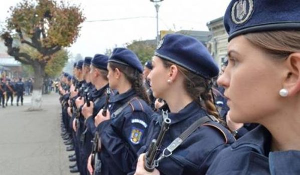 Jandarmeria Maramureş recrutează tineri pentru şcolile militare de ofiţeri şi subofiţeri Jandarmeria Maramureş recrutează tineri pentru şcolile militare de ofiţeri şi subofiţeri