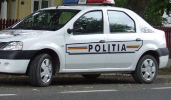 O șoferiță a decedat după ce a intrat cu mașina într-un stâlp, în localitatea Berbești O șoferiță a decedat după ce a intrat cu mașina într-un stâlp, în localitatea Berbești