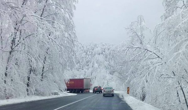 Autoritățile maramureșene se pregătesc pentru iarnă Autoritățile maramureșene se pregătesc pentru iarnă