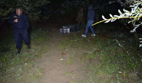 Focuri de armă trase în Remeți, pentru reținerea contrabandiștilor de țigări Focuri de armă trase în Remeți, pentru reținerea contrabandiștilor de țigări