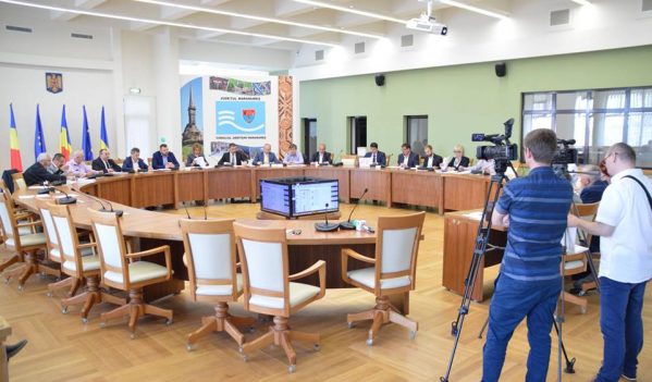 A IV-a ediție a ”Zilelor Maramureșului – Haida, hai în Maramureș” va avea loc în perioada 8–13 mai A IV-a ediție a ”Zilelor Maramureșului – Haida, hai în Maramureș” va avea loc în perioada 8–13 mai