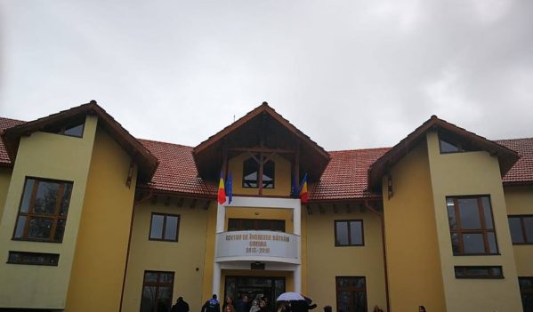 În Coruia a fost inaugurat Centrul de îngrijire bătrâni În Coruia a fost inaugurat Centrul de îngrijire bătrâni
