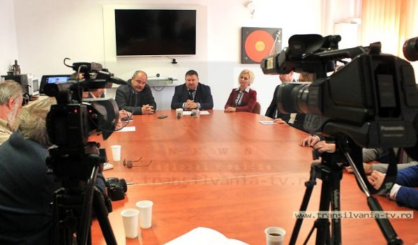 BAROUL MARAMUREȘ – Conducere nouă, planuri interesante, plus o inedită conferință de presă! (VIDEO) BAROUL MARAMUREȘ – Conducere nouă, planuri interesante, plus o inedită conferință de presă! (VIDEO)