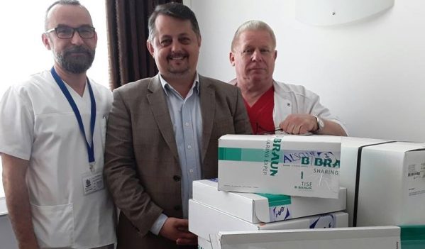 Aparatură și instrumentar chirurgical de 80.000 de lei, donate Spitalului Județean de Urgență Baia Mare Aparatură și instrumentar chirurgical de 80.000 de lei, donate Spitalului Județean de Urgență Baia Mare