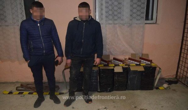 Doi ucraineni și un maramureșean cercetați pentru contrabandă și peste 7.000 pachete cu țigări confiscate Doi ucraineni și un maramureșean cercetați pentru contrabandă și peste 7.000 pachete cu țigări confiscate