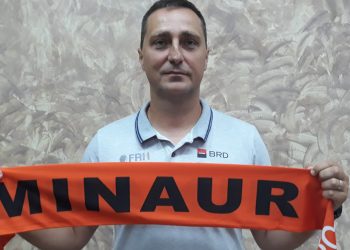 Raul Fotonea îl înlocuiește pe Costică Buceschi în funcția de antrenor al echipei CS Minaur