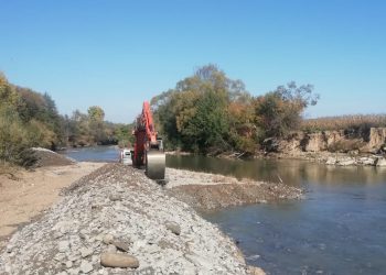 Lucrări de decolmatare a râurilor Mara și Lăpuș