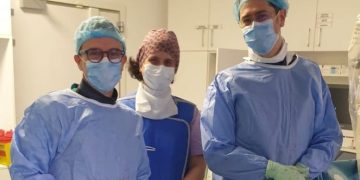 Trei cazuri de patologie aortică abdominală complexă, cu risc vital, rezolvate endovascular cu succes la SJU Baia Mare