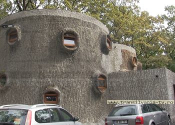 (VIDEO) S-a redeschis Complexul ,,La Stejarul”, un brand maramureșean al Epocii de Aur!